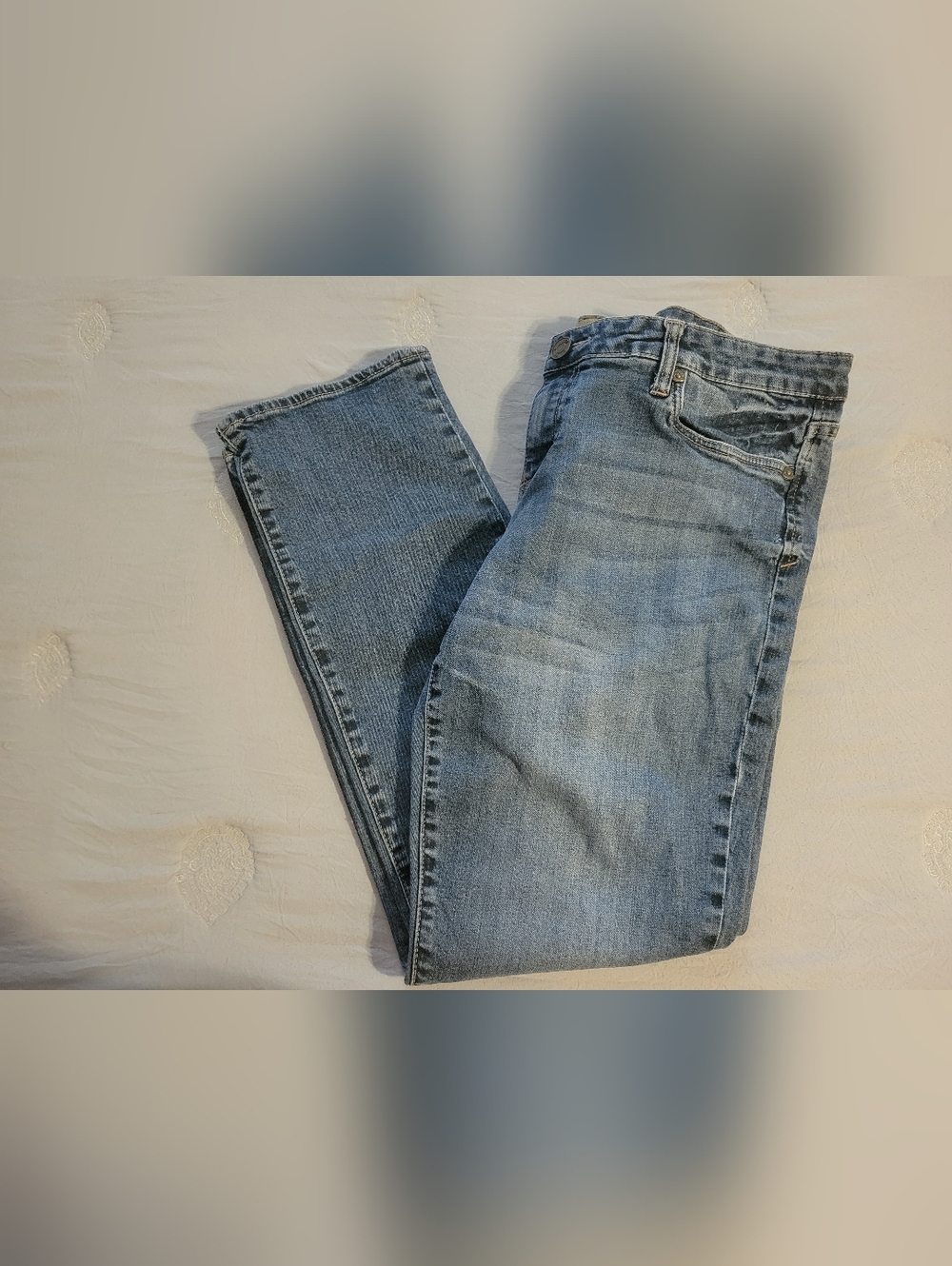 Kut From The Kloth Distressed Straight Leg Boyfriend Jeans, Size 16, Inseam 32" - Picture 7 of 13